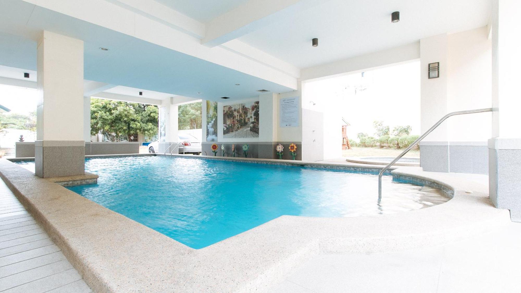 Reddoorz Plus At Alpina Heights Paranaque Paranaque City Exterior foto